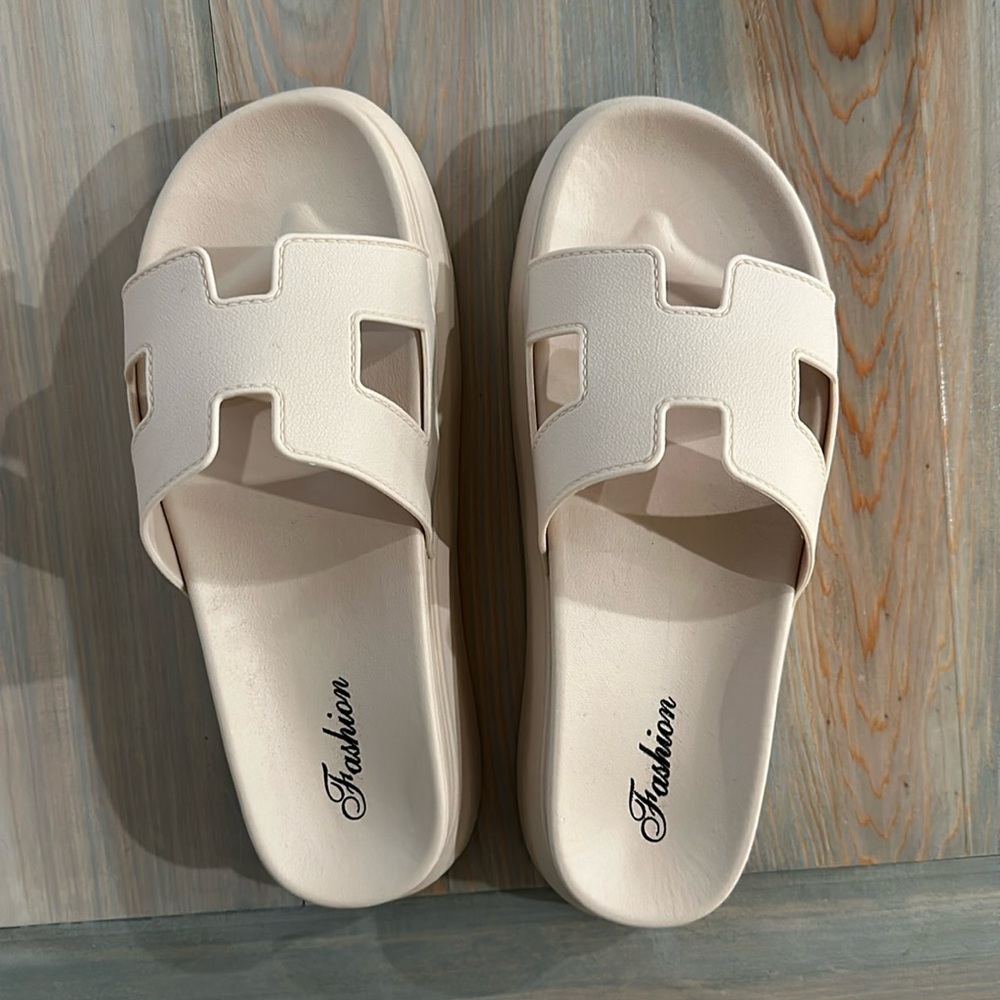 Women’s slides